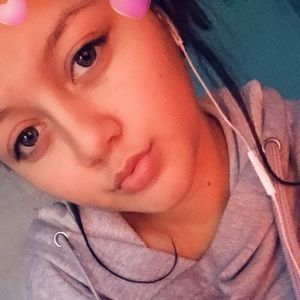 Meet your Posher, Viviana